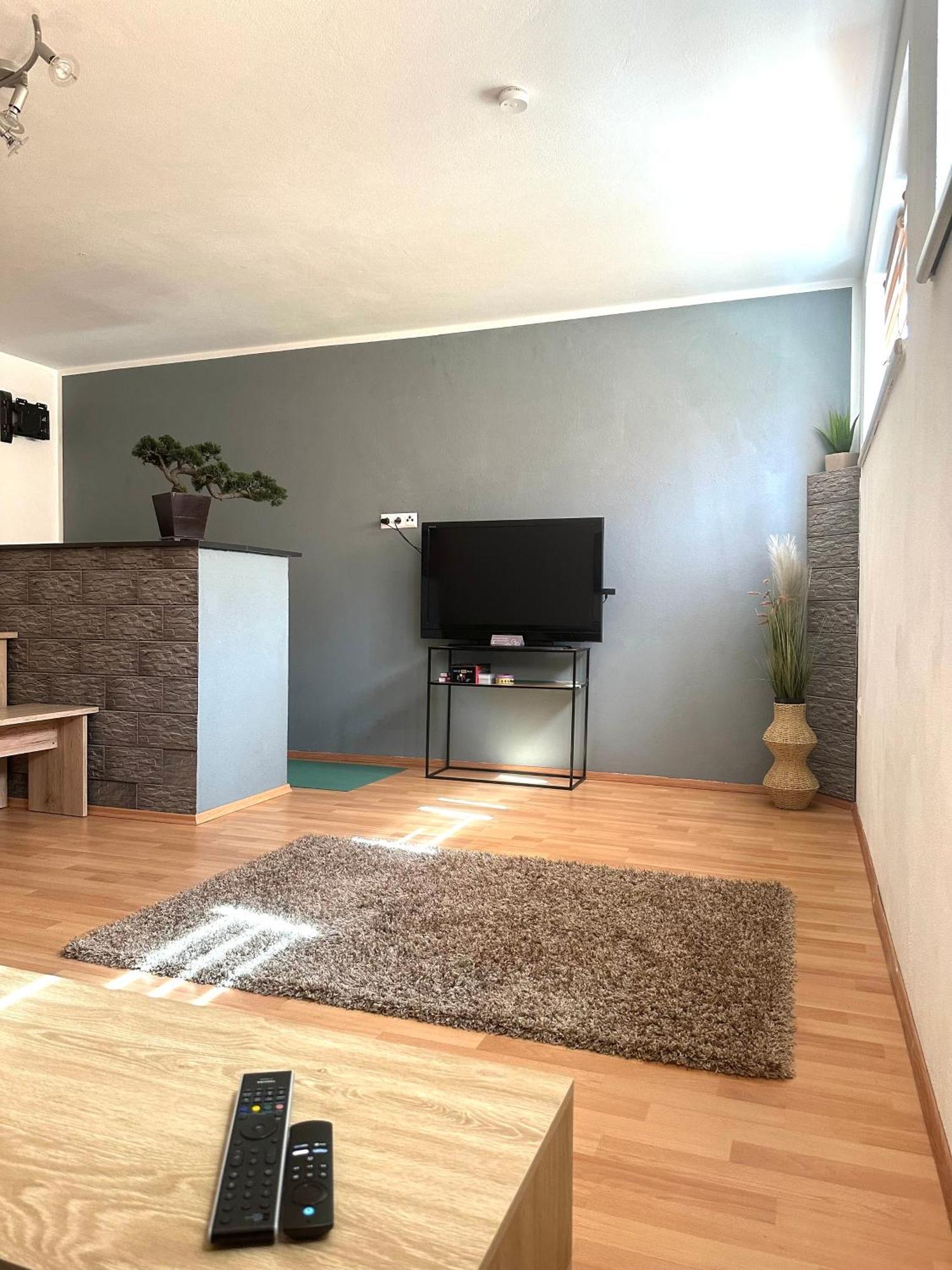 Kleine Wohnung Im Moelltal Penk Esterno foto